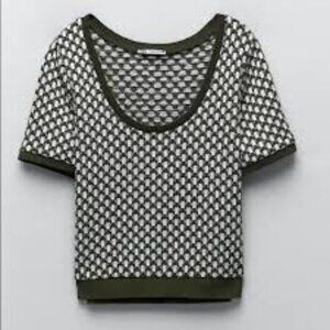 ZARA Jacquard Knit Short Sleeve Top Size Large